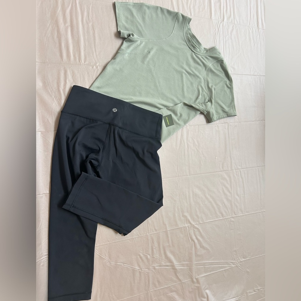 Lululemon  black leggings capri and lightweight cinched hiking t-shirt size 4